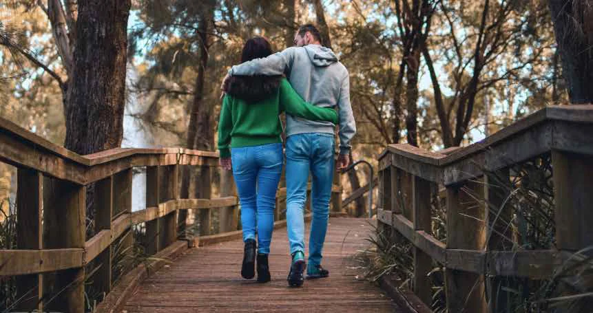 About The Area Thanks to its ideal balance of country charm and suburban appeal, Caledon has become an increasingly popular home destination for families of all sizes. Ellis Lane is central to it all, with a multitude of options for entertainment nearby ranging from movie theatres to outdoor adventure parks.